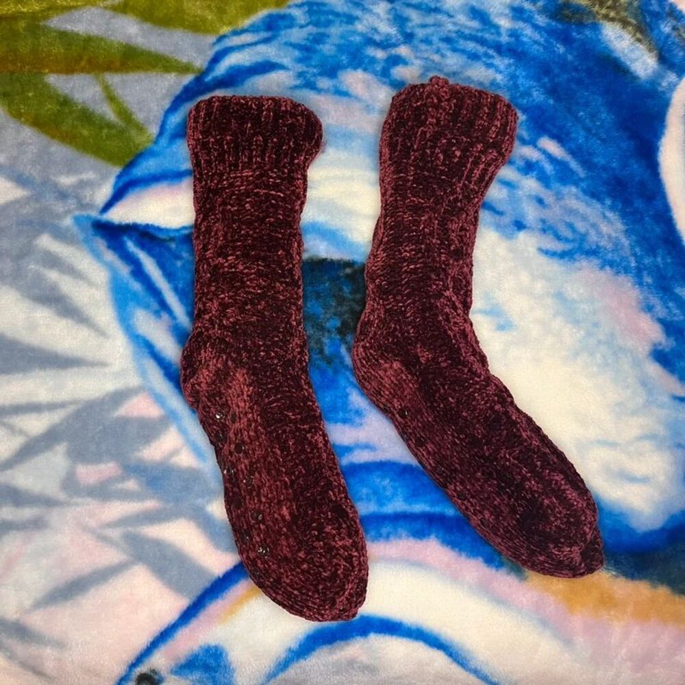 Burgundy Maroon Cozy Slipper Socks with Non-Slip Grips